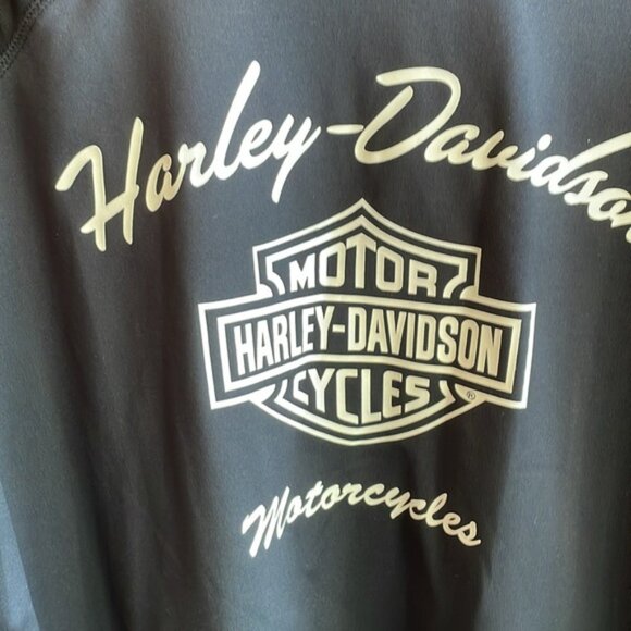 Harley-Davidson Performance Top with Coolcore Technology - Picture 3 of 8